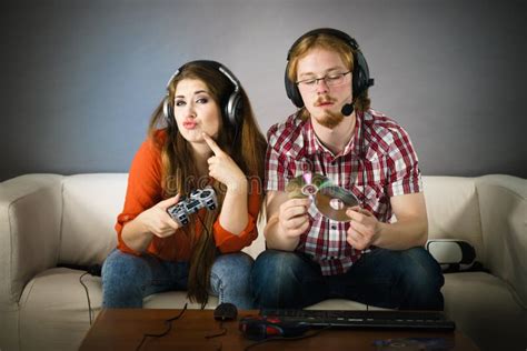 Gaming Couple Playing Games Stock Image Image Of Enthusiasm Playing