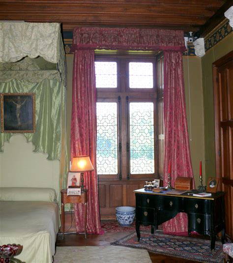 We did not find results for: History Of Styles: Window Treatments | L'Essenziale