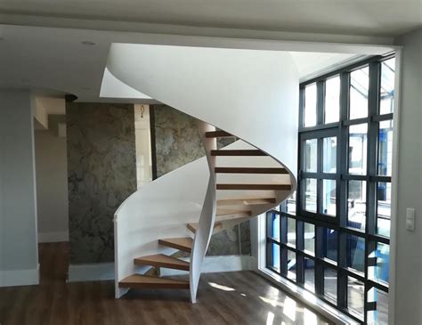 Escamóvel Design And Manufacturing Of Stairs