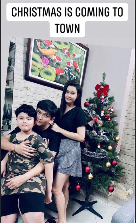Cô tắt điện thoại, cắt đứt liên lạc với chồng và bạn bè. Tim - Trương Quỳnh Anh hội ngộ cùng con trai đón Giáng ...