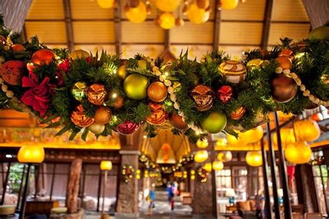 Celebrating Christmas Hawaiʻi Style At Aulani A Disney Resort And Spa