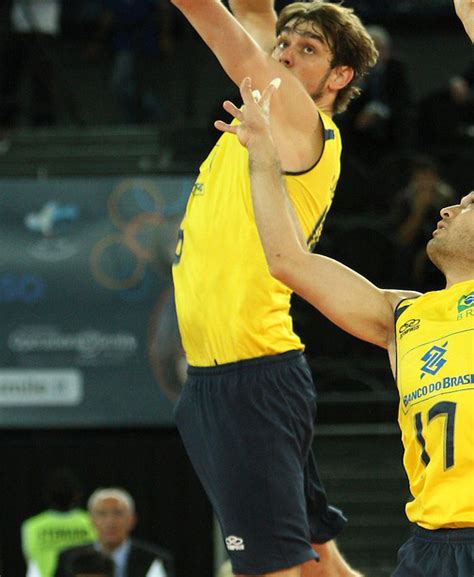 José maría larocca (salto individual) y equipo argentino (20 hs). Juegos Olimpicos Rio 2016 - Voley Masculino - Página 50 ...