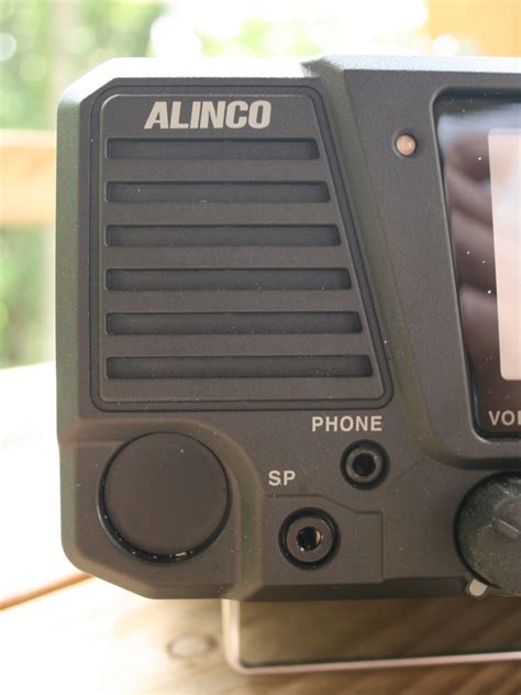 Review Of The Alinco Dx R8t Tabletop Shortwave Receiver The Swling Post