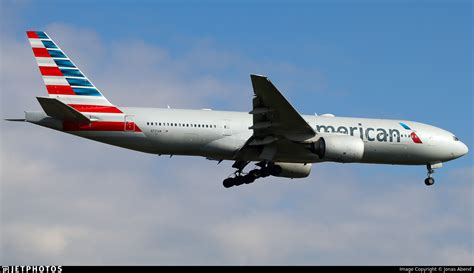 N771an Boeing 777 223er American Airlines Jonas Abend Jetphotos