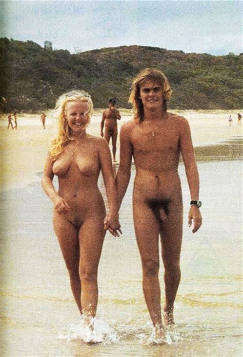 ヌードカップルビーチの写真 美しいエロティックとポルノ写真