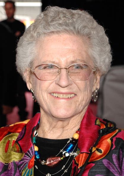 Ann B Davis Alice On ‘brady Bunch Dies