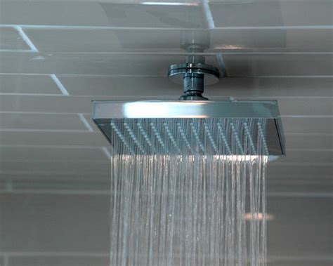 Available in three sizes, this square rainfall shower head is perfect for modern shower rooms. Delta Rainshower Head Ideas, Pictures, Remodel and Decor