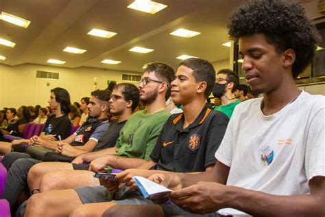 candidatos à reitoria participam do quarto debate no centro cultural horácio macedo na cidade