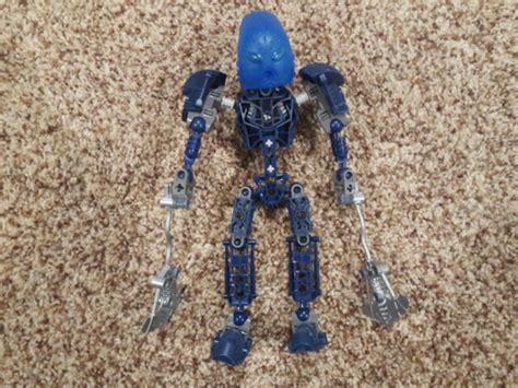 Lego Bionicle Toa Metru Nokama 8602 For Sale Online Ebay