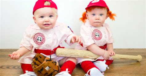 These Twins Daily Halloween Costumes Are Beyond Adorable Huffp