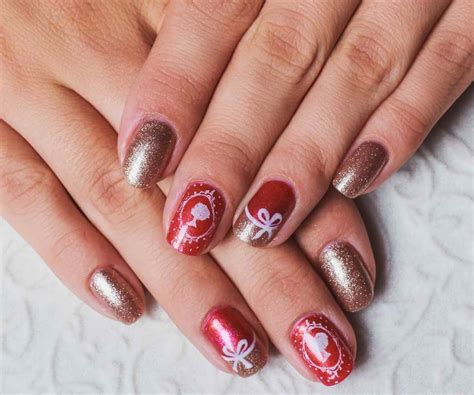 101 Fun Christmas Nail Art Ideas To Try In 2023 Jolly Festive