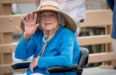 Former First Lady Barbara Bush Passes Away At Age 92
