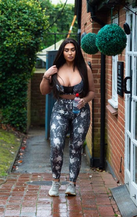 Reality Tv Star Lauren Goodger Flaunting Her Curves In A Skintight Get Up The Fappening