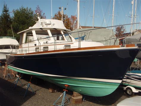38 Grand Banks Eastbay 38 Hx 2001 Dreamer Hmy Yachts