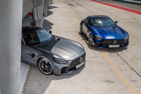 This is a strange thing to do. New Mercedes-AMG GT R & GT C - From RM1,558,888 - News and ...
