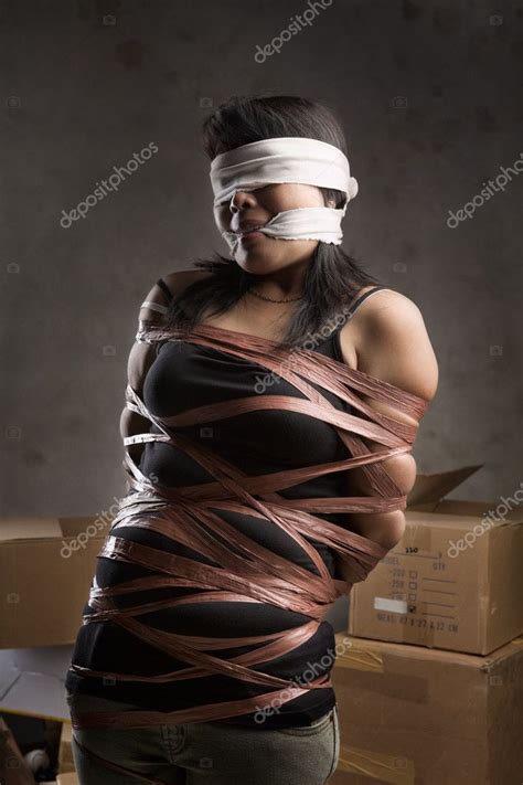 Femme être Enlevée — Photographie Otnaydur © 11017037