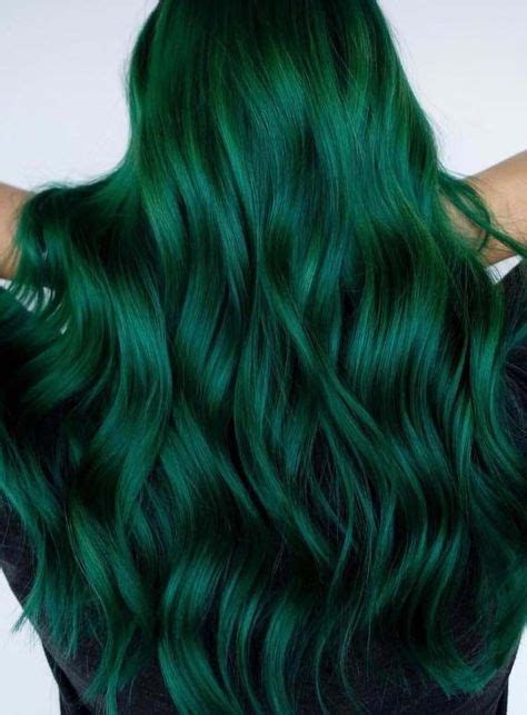 As 25 Melhores Ideias De Dark Green Hair No Pinterest Cabelo Verde