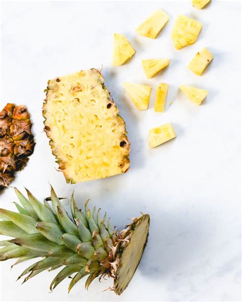 How To Cut A Pineapple Easy And Quick A Couple Cooks