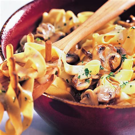 Nudeln mit Pilzen Rezept