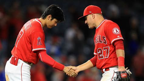 How Superstars Mike Trout Shohei Ohtani Became Fast Friends In La Mlb Sporting News