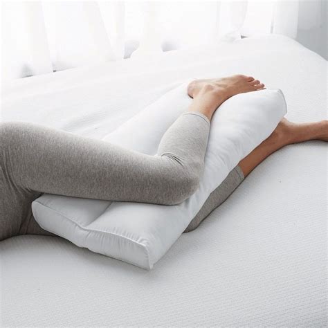the best knee pillows 2022 reviews and buyer s guide tuck sleep