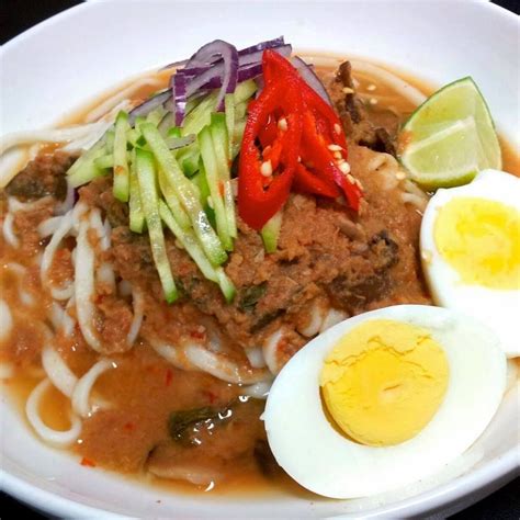 This recipe was first published in flavours magazine. ANEKA 11 RESEPI LAKSA PELBAGAI NEGERI - LAKSA UTARA ...