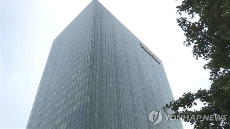 실적 보니 돈 많이 벌더라부꾸미talk. 네이버, 실적개선·주가상승에 국내증시 '황제주' 등극 | 연합뉴스
