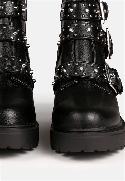 Black Buckle Strap Chunky Ankle Boots Missguided