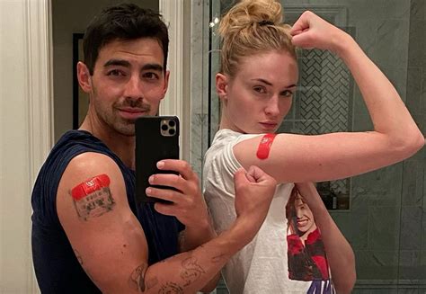 Joe Jonas Reveals What He Sophie Turner Have Argued About In Quarantine Perez Hilton