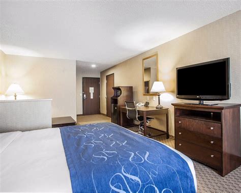 Discount Coupon for Comfort Suites Cedar Falls in Cedar Falls, Iowa