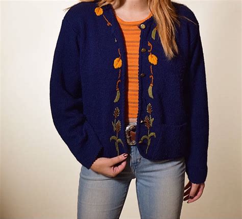 Authentic Vintage Fall Embroidered Cropped Sweater Cardigan With Brass