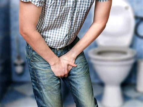 holding pee for 18 hours a man from china got an emergency operation due to ruptured bladder