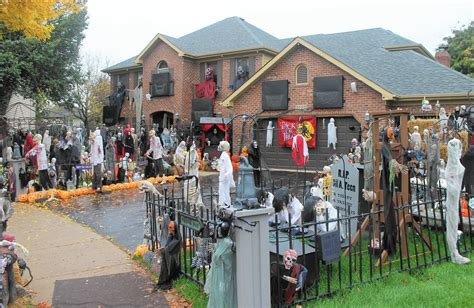 Petition Supporting Halloween House Gets Attention From Around The