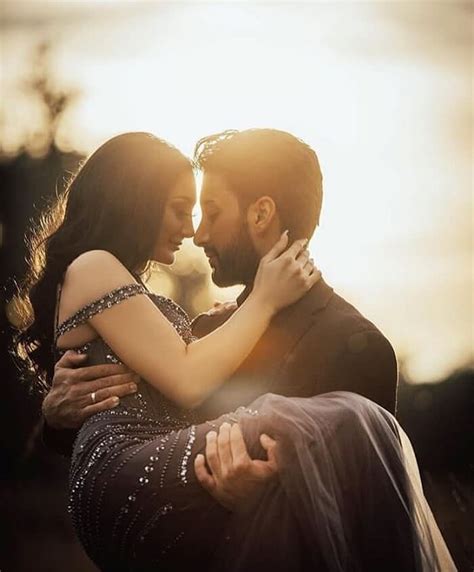 Albums 103 Images Romantic Couple Poses For Wedding Photography Latest