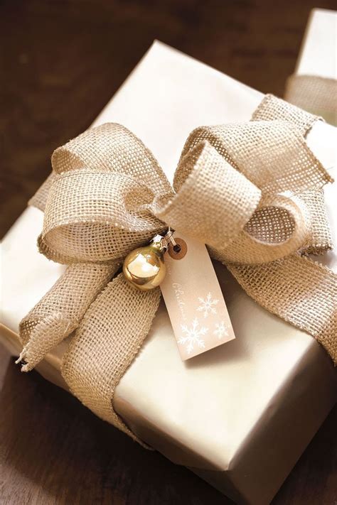 Gift Wrapping Tips From Top Designers Elegant Gift Wrapping