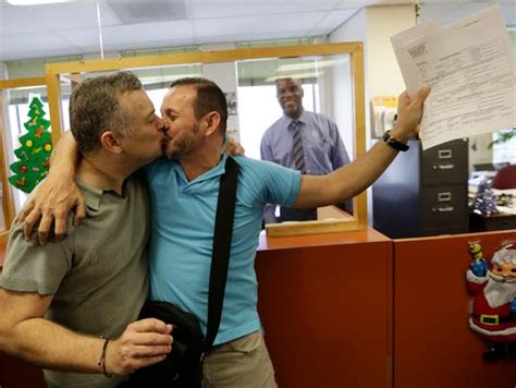 Miami Judge Weds Gays And Lesbians After Ruling Against Ban