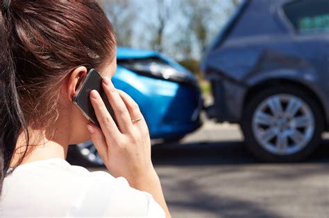 Assicurazione auto scaduta si può circolare Revisione Auto