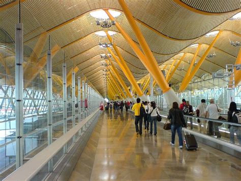 Madrid Airport Arrivals Great Design Madrid Airport Ariv Flickr