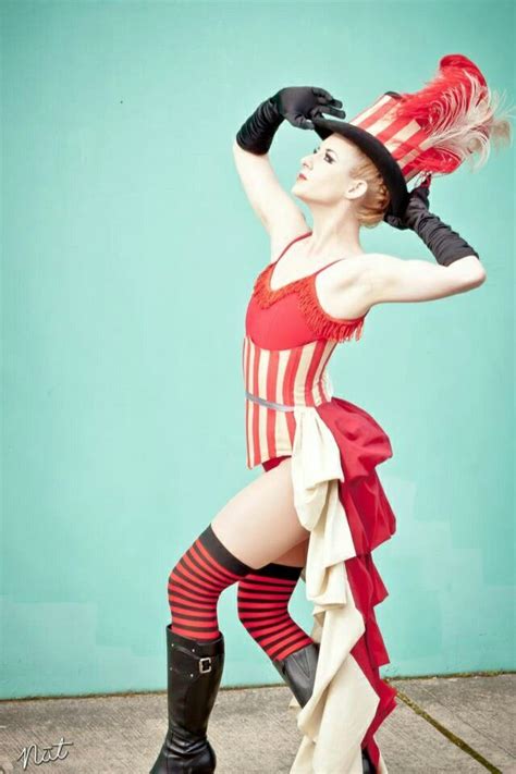 Pin By Anahi Suarez On Halloween Party Vintage Circus Costume Circus Outfits Circus Costume