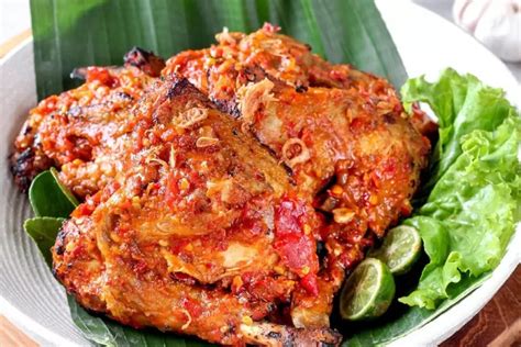 Kuliner Khas Lombok Yang Perlu Dicicipi Dengan Rasa Unik Dan Lezat Salah Satuny Ayam Taliwang