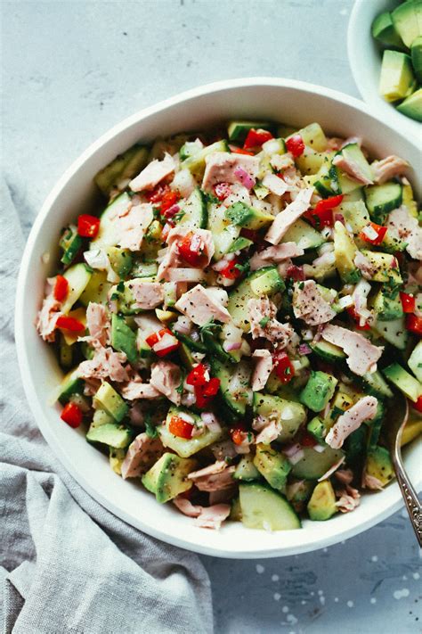 How long does tuna salad stay good in the refrigerator? Super Easy Avocado Cucumber Tuna Salad - Primavera Kitchen