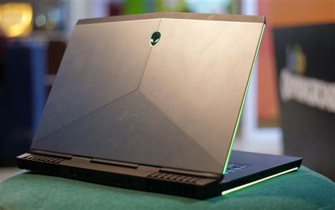 Alienware 15 R3 2017 Review Hits The G Spot For Gaming