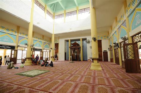 Ust hairul azizi b mokhtar (imam 1), ust abd razak ibrahim & ust abd bari abdullah. Sultano Di Masjid, Moschea Di Singapore Nel Fascino ...