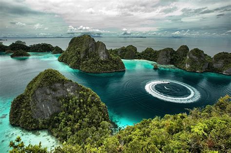 Wisata Jalan Raja Ampat Papua Wisata Jalan Vrogue Co