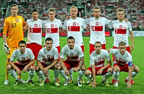 2 marca 1955 roku wstąpiła do międzynarodowych struktur europejskich uefa. Polska reprezentacja awansowała w rankingu FIFA - Piłka ...