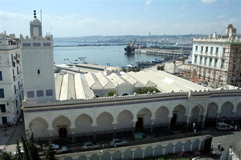 المسجد الأعظم بالجزائر عمره 7 قرون وفشل المحتل الفرنسي في هدمه صور
