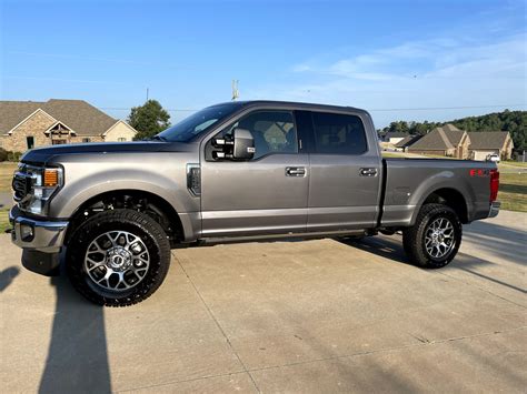 Show Off Your F250350 With 35s Ford Truck Enthusiasts Forums