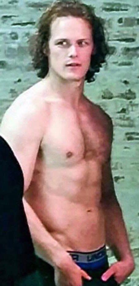 Shirtless Sam Heughan Actor Jamie Fraser Sam Heughan Sam Heughan
