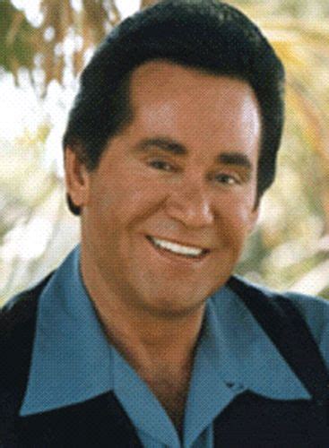 Wayne Newton Plastic Surgery: A Scary Midnight Idol