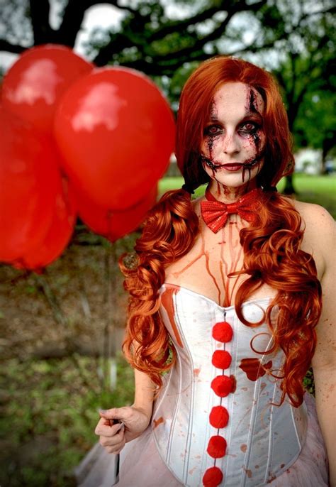 Gory Pennywise Clown Makeup And Costume Evil Clown Costume Pennywise Halloween Costume Creepy